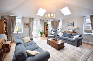 Lounge- click for photo gallery